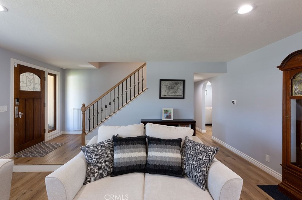 8201 Santa Margarita Ln, Buena Park CA  90623-2218 exterior