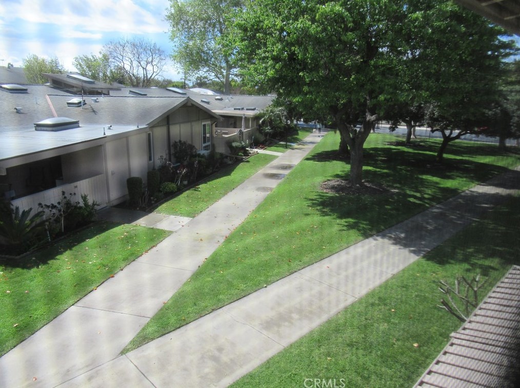 1860 Mckinney Way, Seal Beach CA  90740-4476 exterior