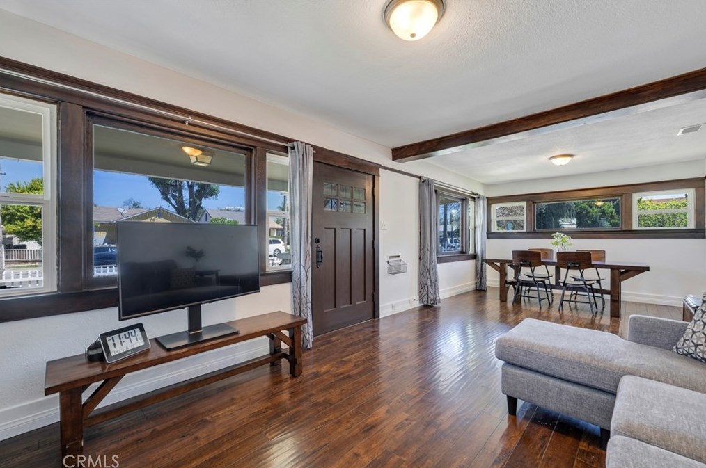 668 Texas St, Pomona CA  91768-3540 exterior