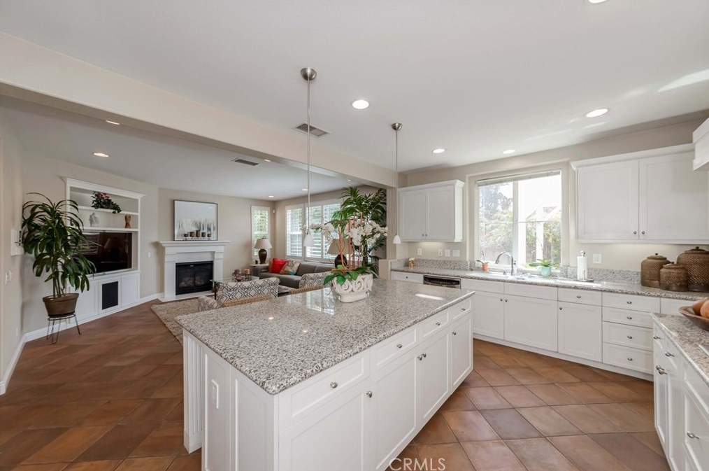 1320 Marigold Ave, La Habra CA  90631-9252 exterior