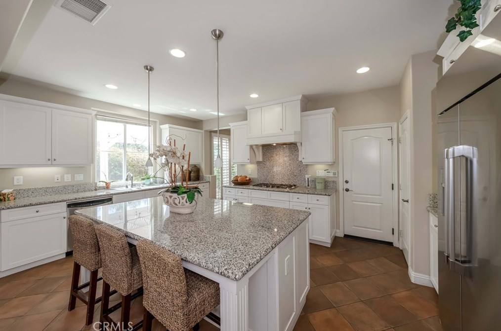 1320 Marigold Ave, La Habra CA  90631-9252 exterior