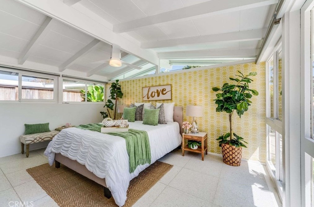 3146 Lees Ave, Long Beach CA  90808-4217 exterior