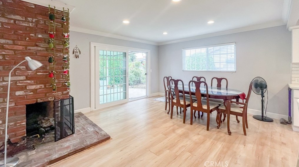 1924 Chateau Ave, Anaheim CA 92804-4411 exterior