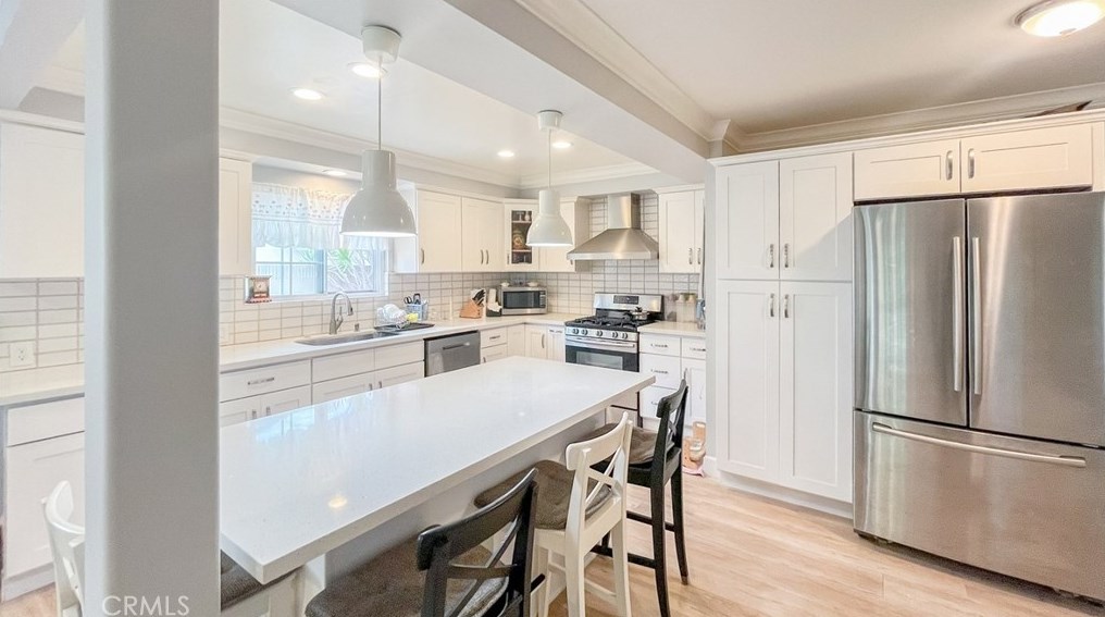 1924 Chateau Ave, Anaheim CA 92804-4411 exterior