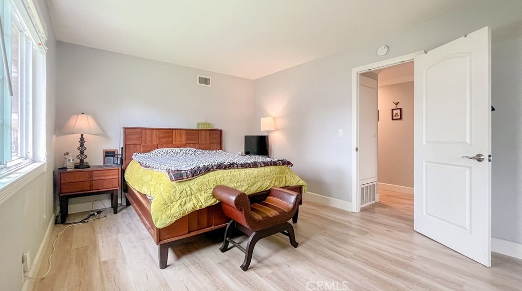 1924 Chateau Ave, Anaheim CA 92804-4411 exterior