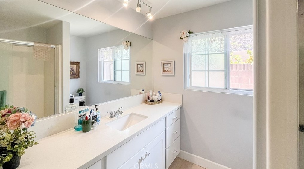 1924 Chateau Ave, Anaheim CA 92804-4411 exterior