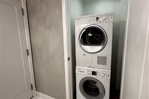 900 W Olympic Blvd, Los Angeles, CA 90015 - Photo 17