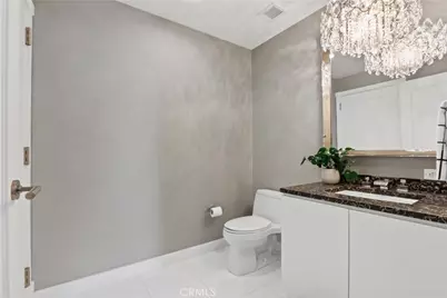900 W Olympic Boulevard #42A, Los Angeles, CA 90015 - Photo 5
