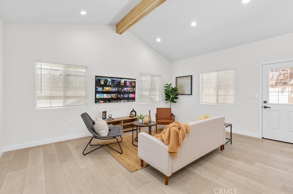 16396 Sandalwood St, Santa Ana CA  92708-1941 exterior