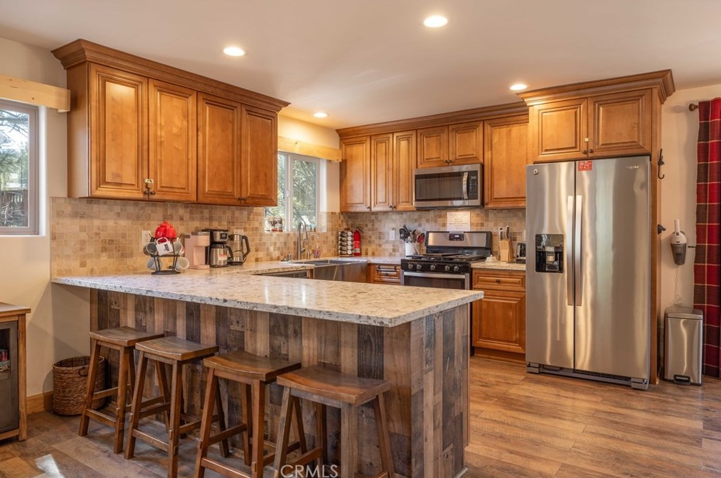 435 Ashwood Dr, Big Bear City CA  92314-8860 exterior