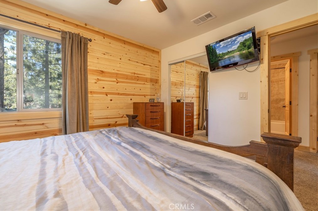 435 Ashwood Dr, Big Bear City CA  92314-8860 exterior