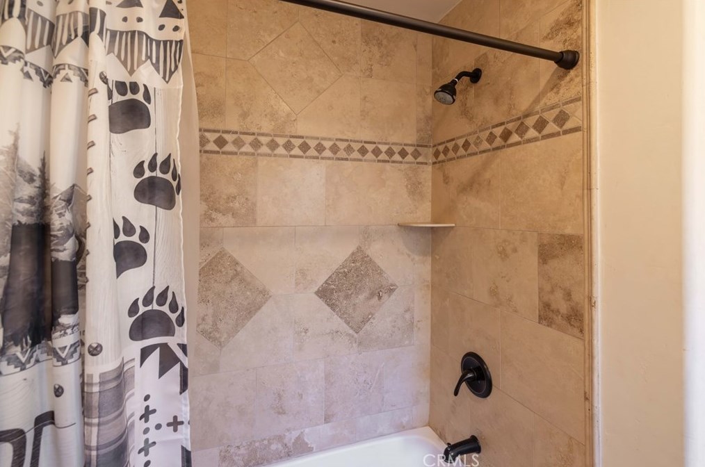 435 Ashwood Dr, Big Bear City CA  92314-8860 exterior