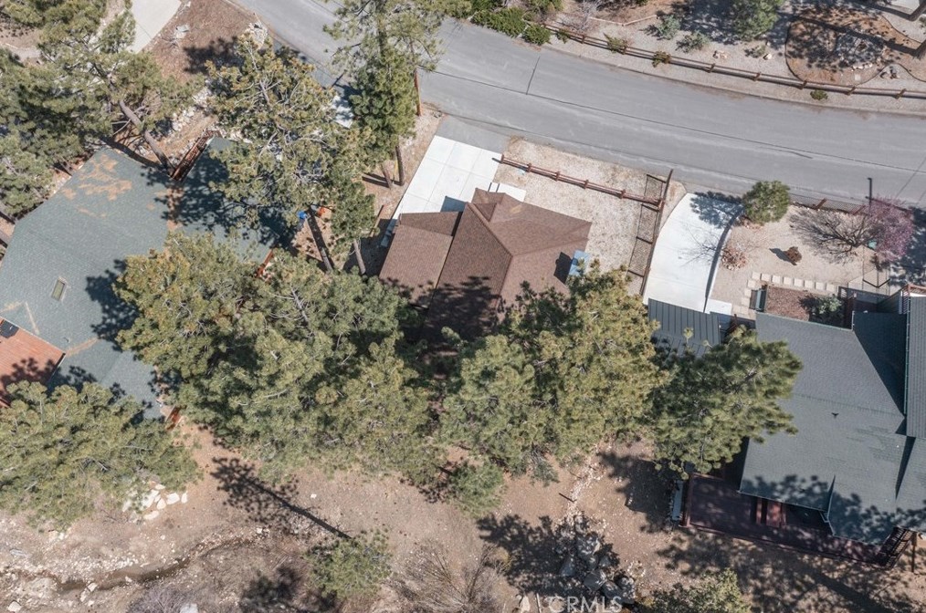 435 Ashwood Dr, Big Bear City CA  92314-8860 exterior