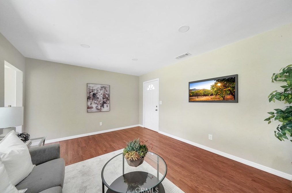 6218 Eglise Ave, Pico Rivera CA  90660-3334 exterior