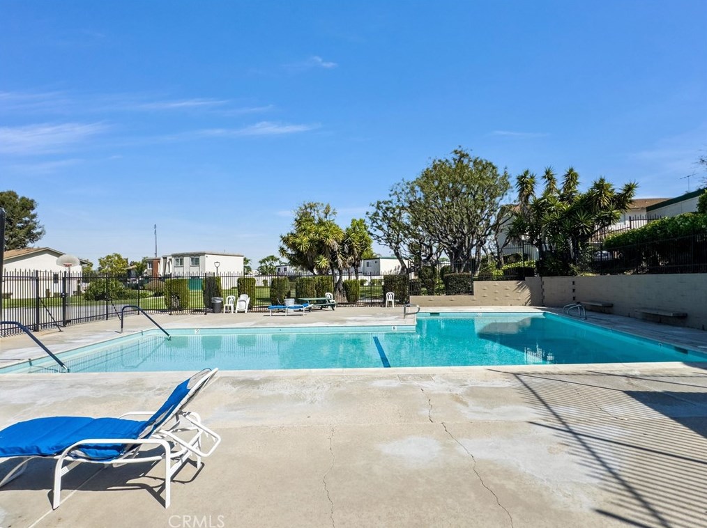 8126 Firth Grn, Buena Park CA  90621-1315 exterior