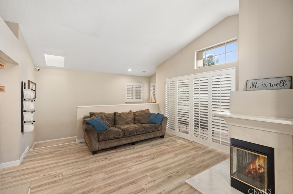 180 Chandon, Laguna Beach CA  92677-5735 exterior