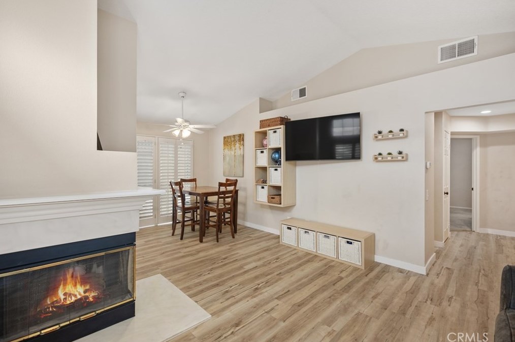 180 Chandon, Laguna Beach CA  92677-5735 exterior