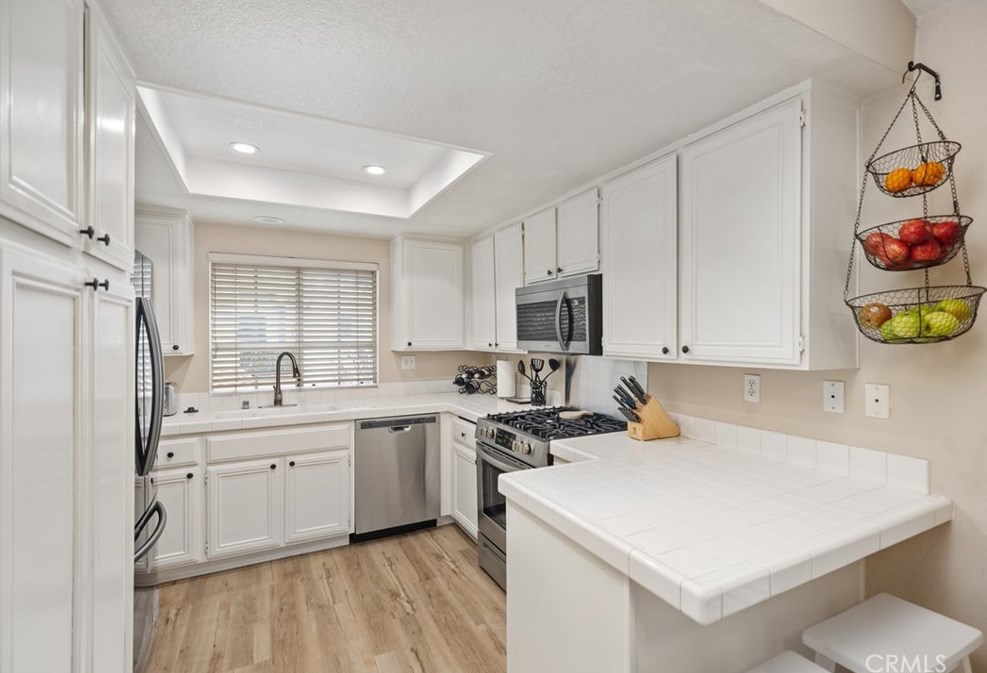 180 Chandon, Laguna Beach CA  92677-5735 exterior