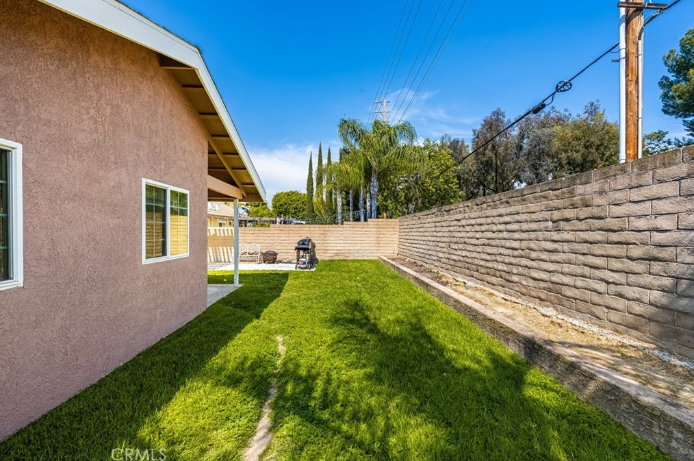 7400 Woodsboro Ave, Anaheim CA  92807-2428 exterior