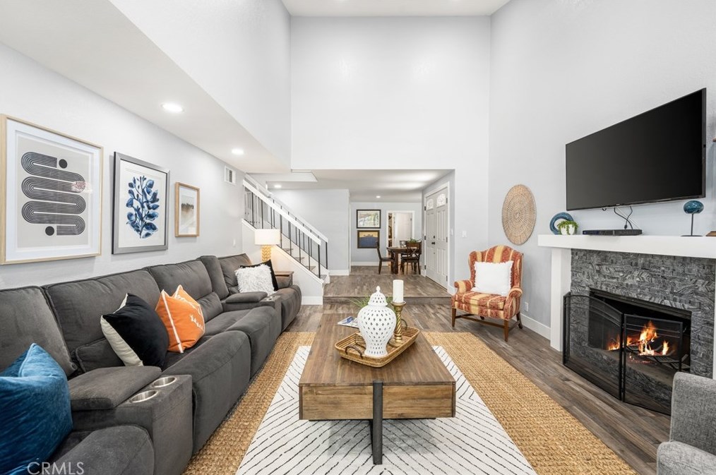 7400 Woodsboro Ave, Anaheim CA  92807-2428 exterior