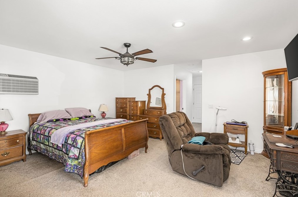 7400 Woodsboro Ave, Anaheim CA  92807-2428 exterior