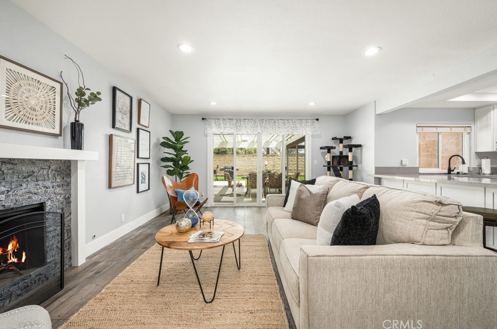 7400 Woodsboro Ave, Anaheim CA  92807-2428 exterior