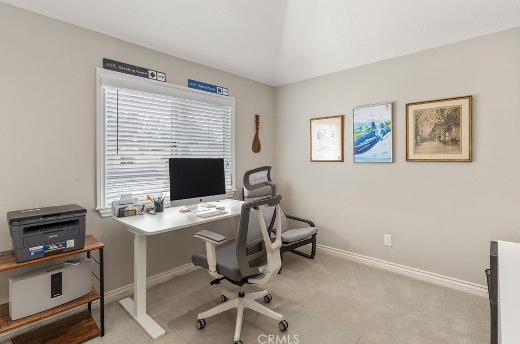 500 Laureltree Dr, Anaheim CA  92808-1626 exterior