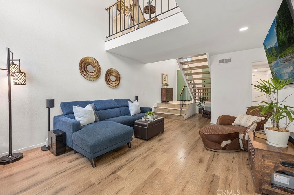 720 Camino Grande, Anaheim CA  92807-4923 exterior