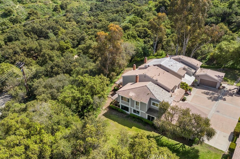 720 Camino Grande, Anaheim CA  92807-4923 exterior