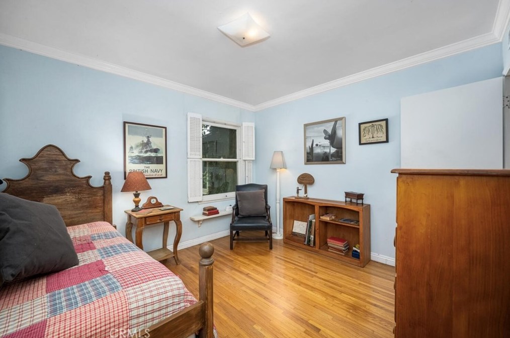 11614 Regent St, Los Angeles CA  90066-3322 exterior