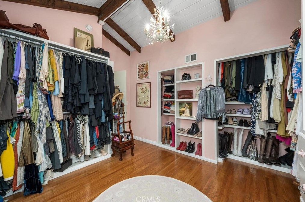 11614 Regent St, Los Angeles CA  90066-3322 exterior