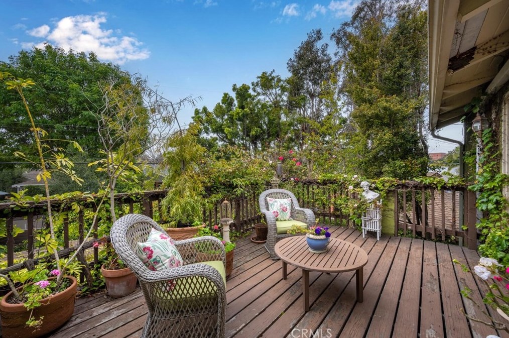 11614 Regent St, Los Angeles CA  90066-3322 exterior