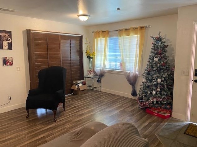 25844 Iris Ave, Moreno Valley CA 92551-2939 exterior