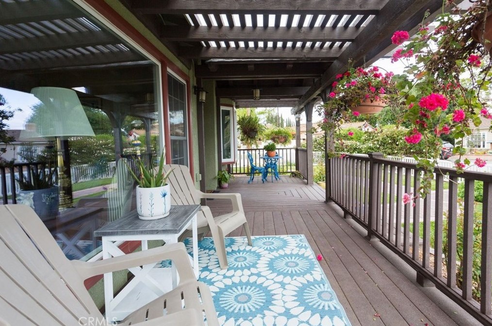 1101 Fern Dr, Fullerton CA 92833-2361 exterior