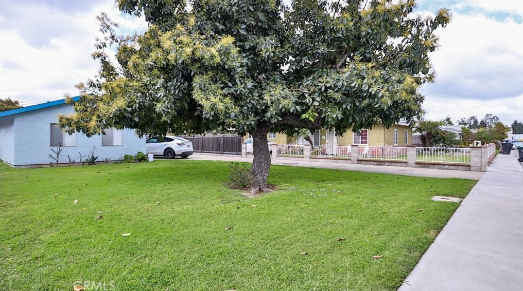 10122 Larson Ave, Garden Grove CA  92843-1037 exterior