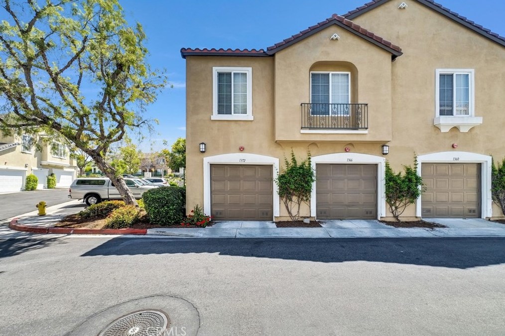 1372 Mc Fadden Dr, Fullerton CA  92833-5604 exterior