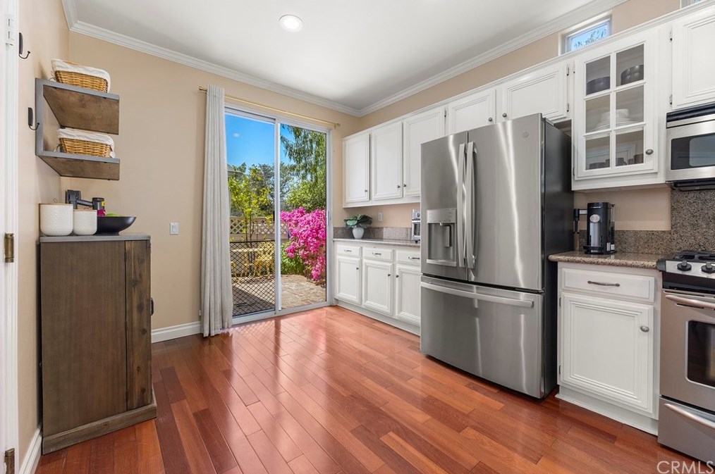 337 Honeysuckle Ln, Brea CA  92821-5035 exterior