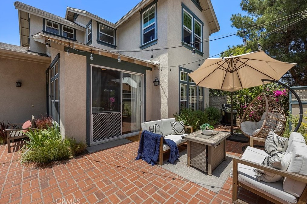 337 Honeysuckle Ln, Brea CA  92821-5035 exterior