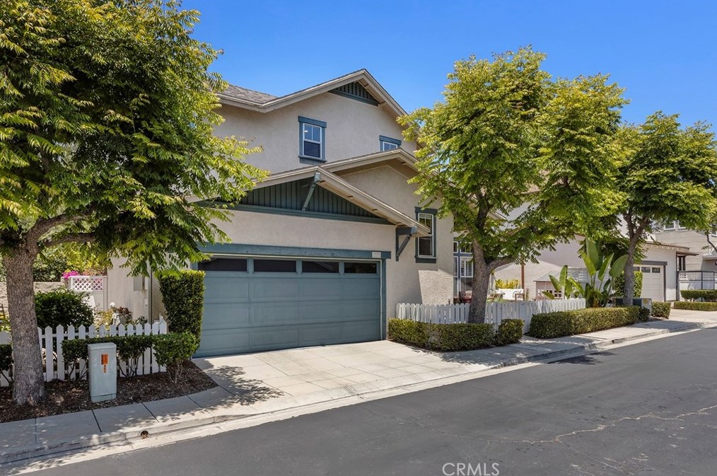 337 Honeysuckle Ln, Brea CA  92821-5035 exterior
