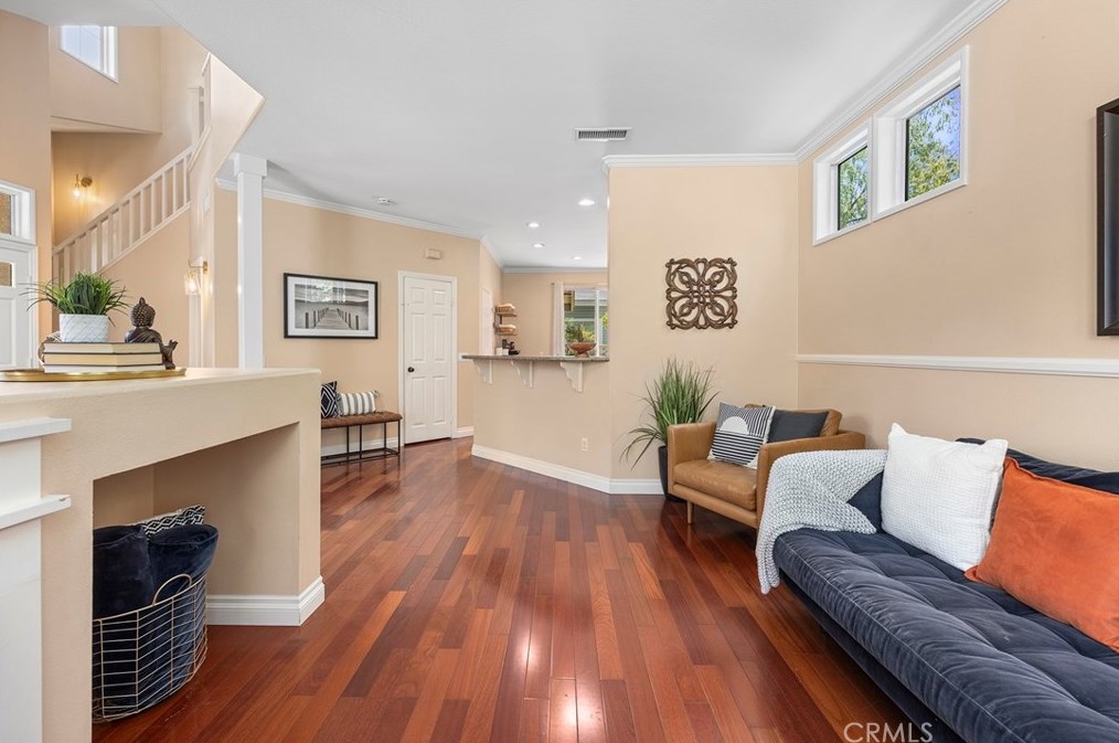 337 Honeysuckle Ln, Brea CA  92821-5035 exterior