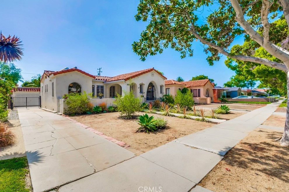 3565 Lemon Ave, Long Beach CA  90807-4747 exterior