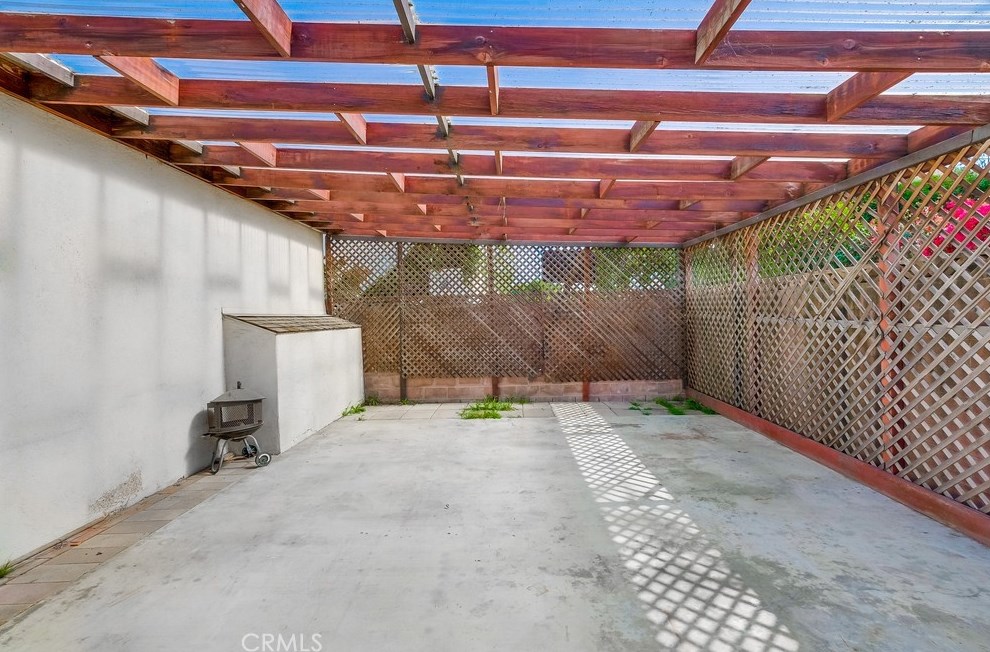 3565 Lemon Ave, Long Beach CA  90807-4747 exterior