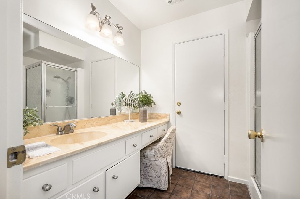 265 Sacramento St, Orange CA  92867-7835 exterior