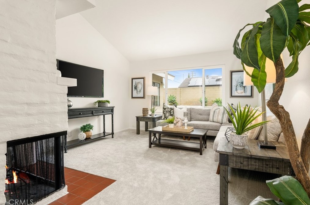 265 Sacramento St, Orange CA  92867-7835 exterior