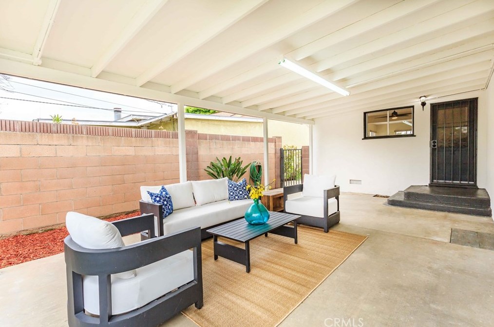 14722 Disney Ave, Norwalk CA  90650-5038 exterior