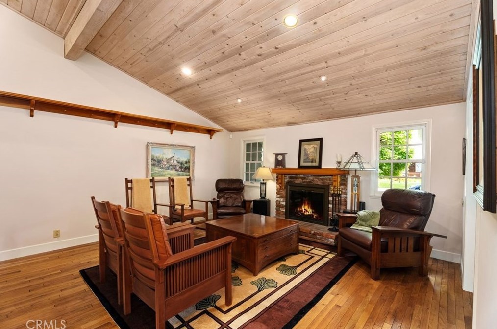 1224 Orange Grv Ave, Orange CA 92867-7027 exterior