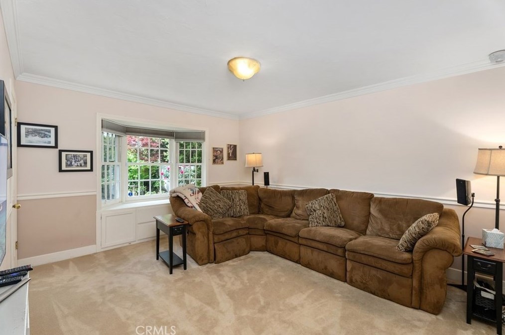 1224 Orange Grv Ave, Orange CA 92867-7027 exterior