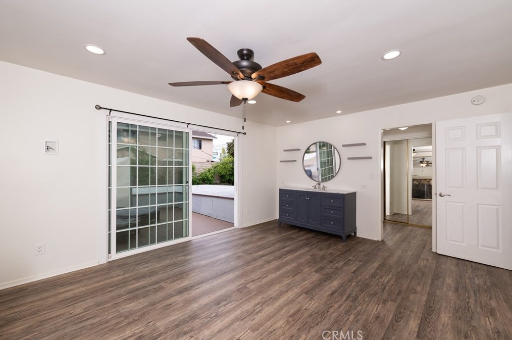 15757 Creswick Dr, La Mirada CA  90638-1504 exterior