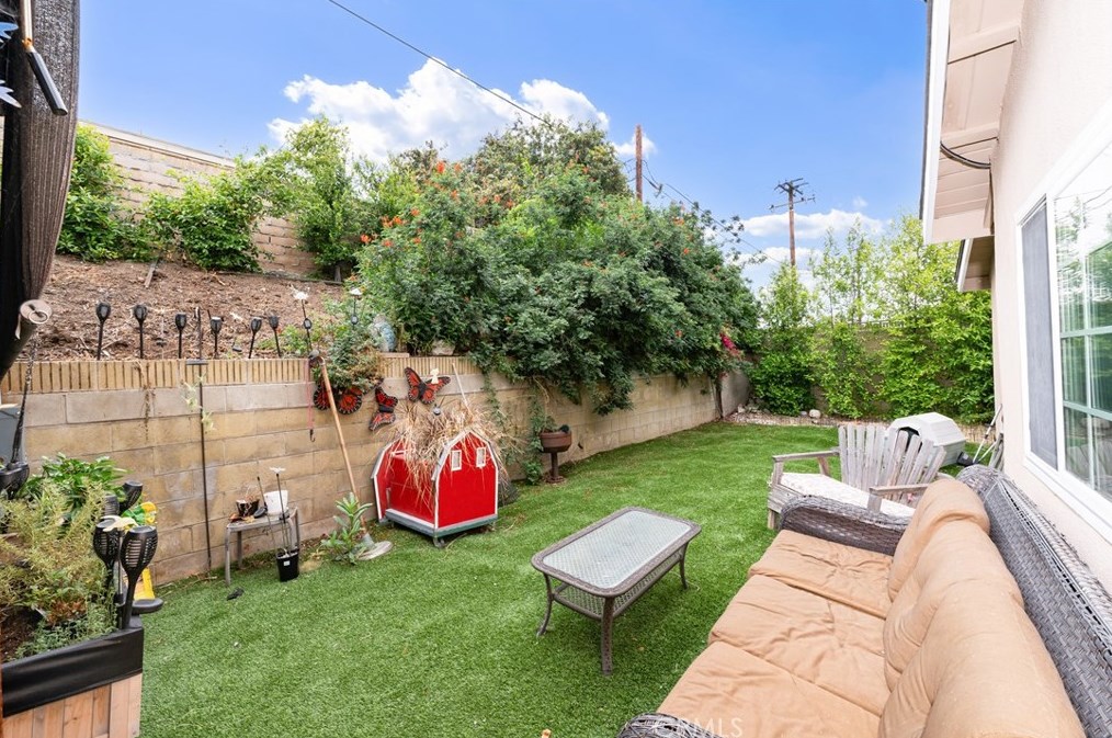 15757 Creswick Dr, La Mirada CA  90638-1504 exterior