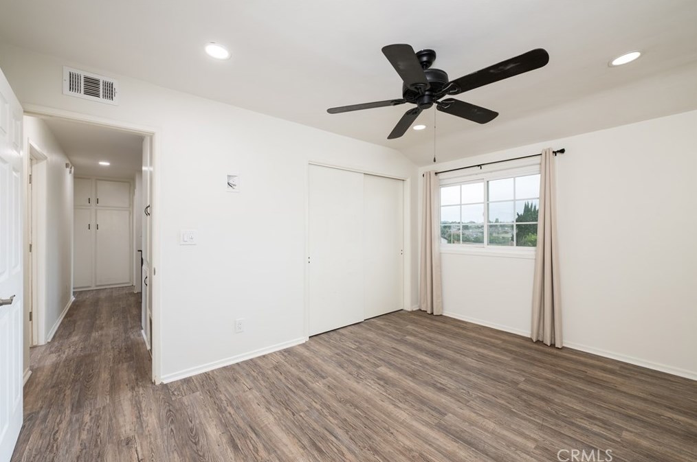 15757 Creswick Dr, La Mirada CA  90638-1504 exterior